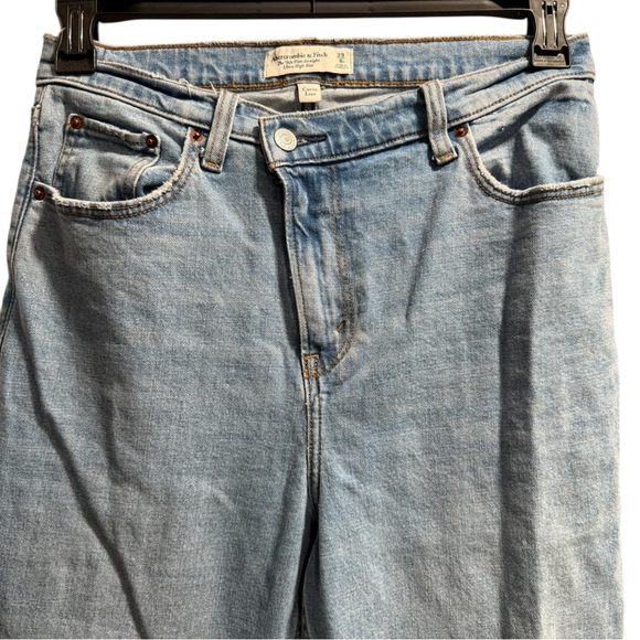 Abercrombie & Fitch Curve Love Ultra High Rise 90s Slim Straight Jean, sz. 29/8r - Picture 4 of 10